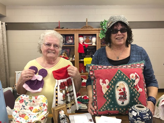 HOLIDAY BAZAAR HOSTED BY PAULDING COUNTY SENIOR CENTER | West Bend News